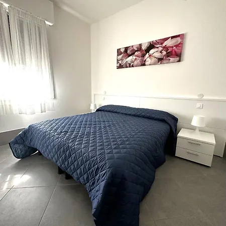 With Garden And Pool Access In * 비비오네