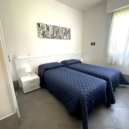 With Garden And Pool Access In * 비비오네