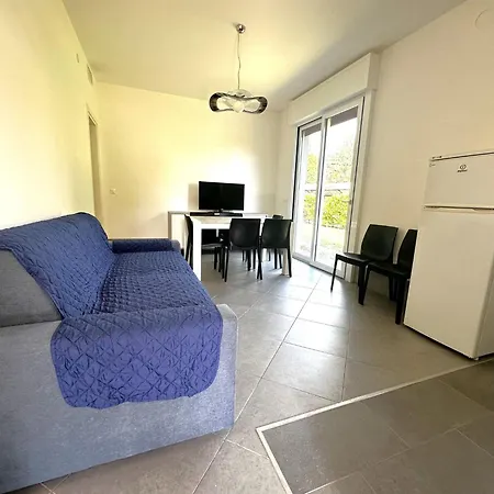 With Garden And Pool Access In Villa Bibione